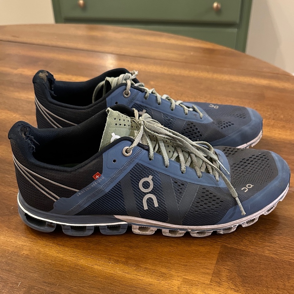 On Running Men's Navy and Gray Athletic Shoes